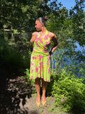 Mazette Vintage Club vous propose cette robe verte dos nu. Cette robe en taille 38/40 est une pièce parfaite pour la saison des mariages, anniversaires et cérémonies.
Mazette est une friperie basée sur Paris et Bordeaux qui vous propose une sélection Y2K et de vintage intemporel. Cette pièce est disponible exclusivement sur le site internet www.mazettevintageclub.com à l’occasion du second drop internet de la boutique.