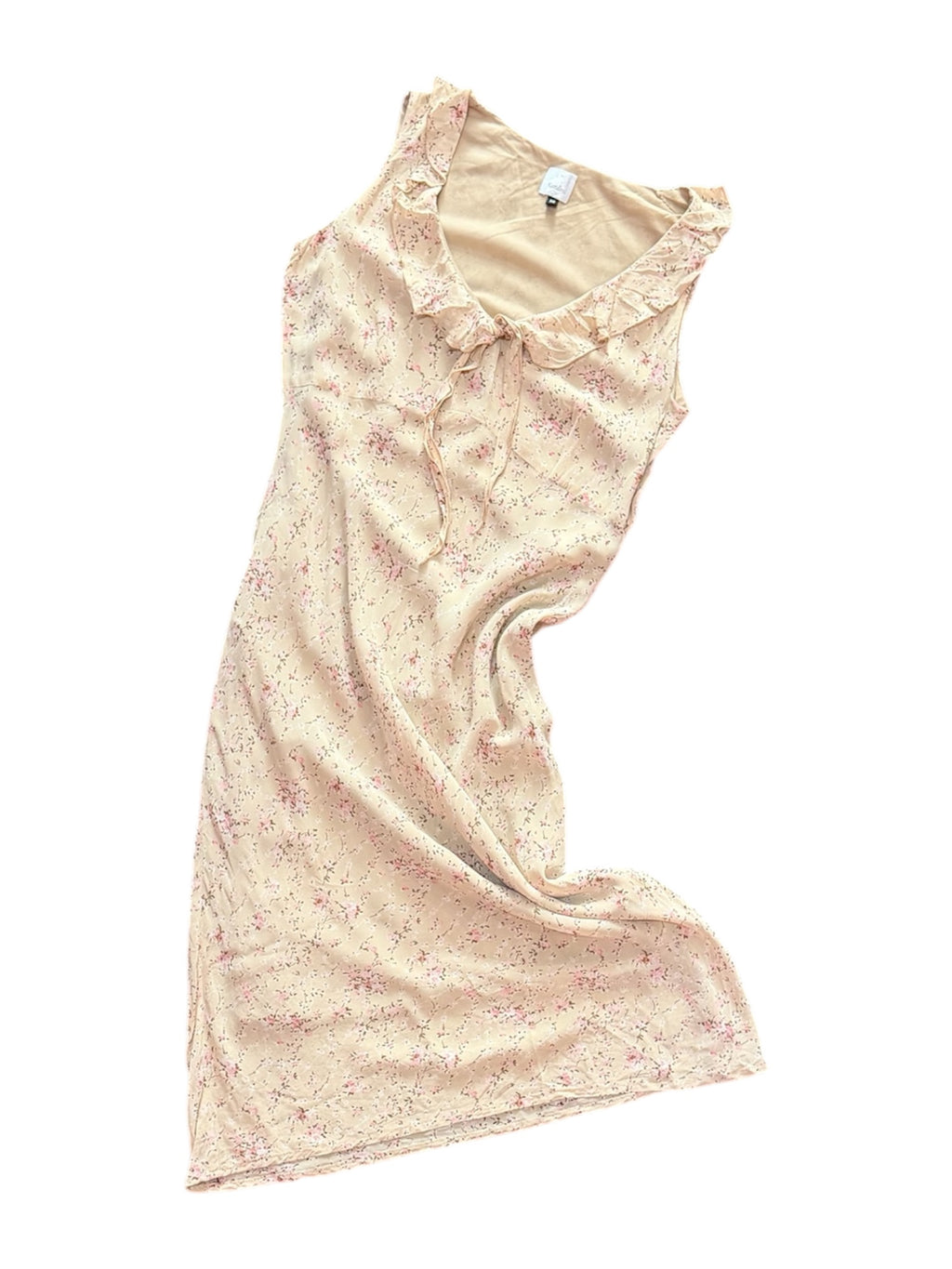Mazette Vintage Club vous propose une robe longue vintage à fleurs. Cette robe est en taille 38 et peut vous accompagner du printemps à l’été. Pièce unique, sélectionnée pour son potentiel dans un dressing premium.
Mazette est une friperie basée sur Paris et Bordeaux qui vous propose une séléction Y2K et de vintage intemporel. Cette pièce est disponible exclusivement sur le site internet www.mazettevintageclub.com à l’occasion du premier drop internet de la boutique.